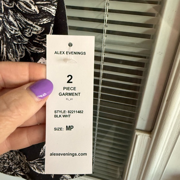 Alex Evenings Black and White Camisole Top Sparkling Dressy - Picture 3 of 6